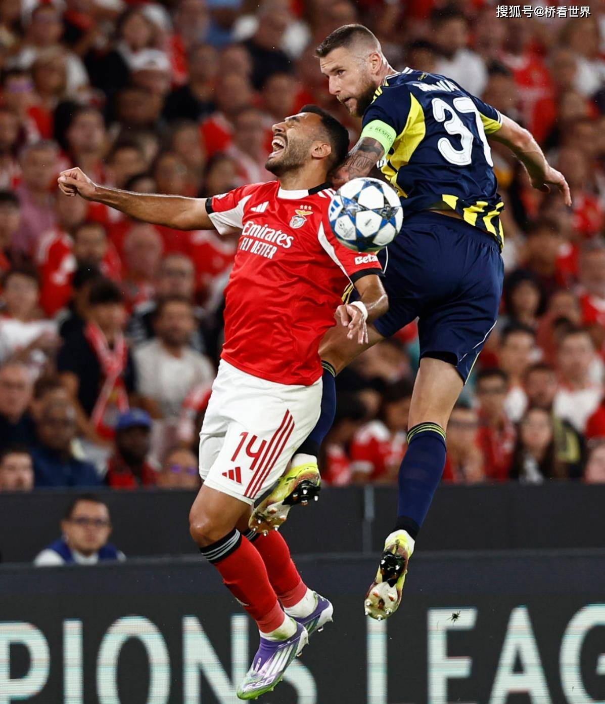 里程碑夜！本菲卡战术微调，亚冠赛前刷纪录，信心回归，球队文化再被提及的简单介绍